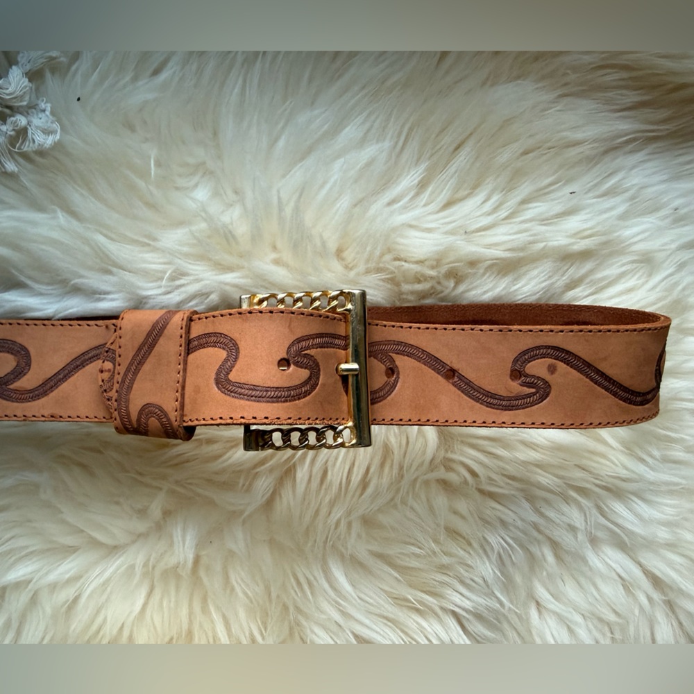 Vintage western style Leather Belt with Gold Buckle made in Italy